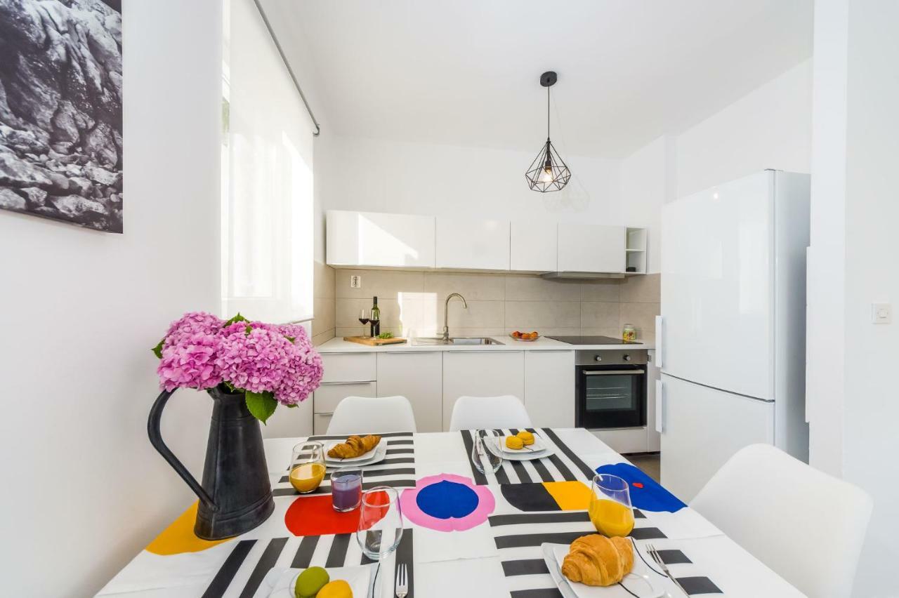 Sestrice Apartment Драге Екстериор снимка